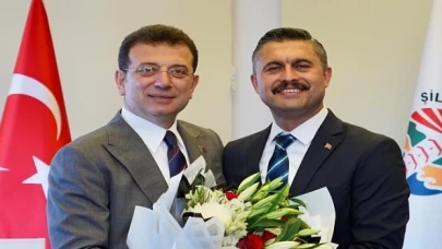 Ekrem İmamoğlu, Şile Belediye Başkanı Özgür Kabadayı’ya tebrik ziyaretinde bulundu