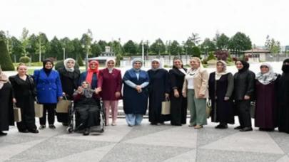 Emine Erdoğan, Devlet Konukevi’nde anneleri ağırladı