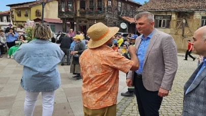 Gölcük Belediyesi, İl Kültür ve Turizm Müdürlüğü ile Kocaeli Gölcük Turizm Birliği Başkanlığı işbirliğinde Saraylı’da düzenlenen etkinlikte Türk Mutfağı Haftası kutlandı