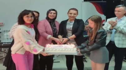 Güneşspor Kadın Kolları’ndan annelere unutulmaz gün