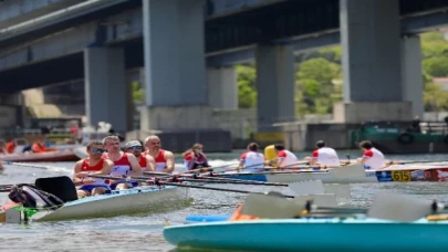 Haliç Kürek Yarışları’nda kıyasıya rekabet