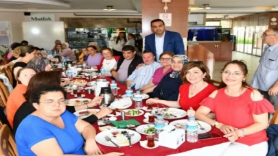 İzmir Çiğli’de Başkan Yıldız engelli anneleriyle buluştu