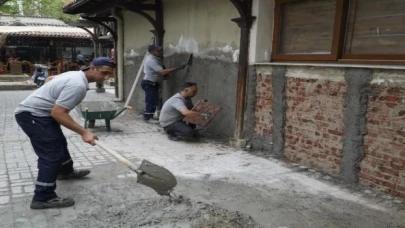 İzmir Efes Selçuk’ta umumi tuvaletlere bakım