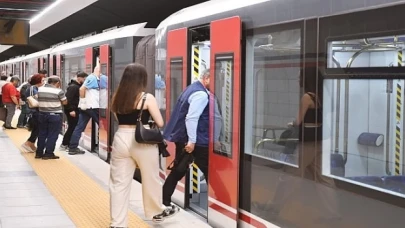 İzmir Metrosu 24 yaşında 1 milyar 400 milyon yolcu taşındı