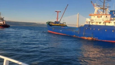 Kargo gemisi dümen arızası yaptı... Boğaz trafiği çift yönlü askıya alındı