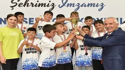 Konya Büyükşehir’in Geleneksel Çocuk Oyunları İl Finali Büyük Heyecana Sahne Oldu