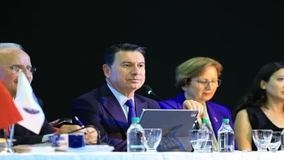 Muğla Büyükşehir Belediye Başkanı Ahmet Aras Kıyı Ege Belediyeler Birliği’nin yeni başkanı oldu