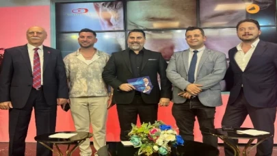 Murat Hançer konuklarını ağırlamaya devam ediyor