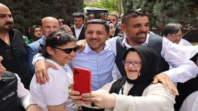 Nevşehir Belediye Başkanı Rasim Arı, “Engel, zihinde ve bedende değil ruhtadır. Allah ruhsal engelli eylemesin bizi