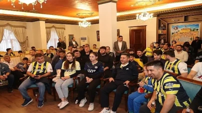 Nevşehir Belediye Başkanı Rasim Arı Fenerbahçe Beko’un, THY EuroLeague Final Four Maçını Gençlerle Birlikte izledi