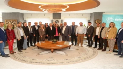 Nilüfer Belediyespor yönetiminden Başkan Özdemir’e ziyaret