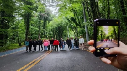 Sakarya’da dereceye giren öğrenci ve ailelerine turizm gezisi