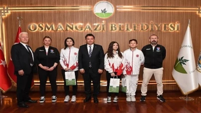 Şampiyon sporculardan Başkan Aydın’a ziyaret