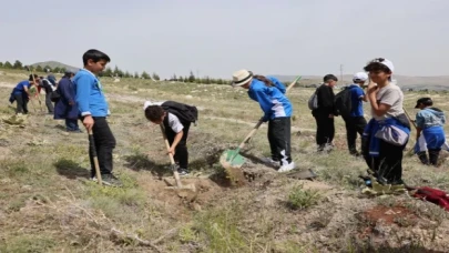 Selçuklu’da fidanlar toprakla buluştu