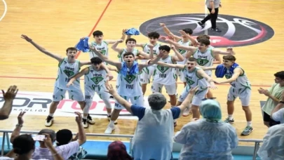 TOFAŞ U16 Erkekler Türkı̇ye Şampı̇yonası’nda çeyrek finalde