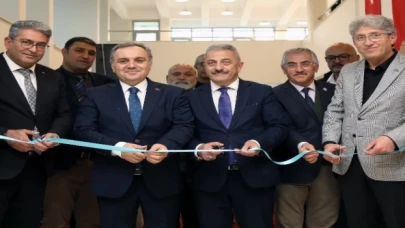 TÜRKSOY’dan ERÜ’de konferans