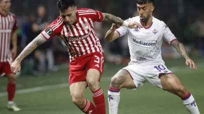 UEFA Avrupa Konferans Ligi'nde şampiyon Olympiakos