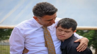 Vali Aygöl özel öğrencilerle buluştu