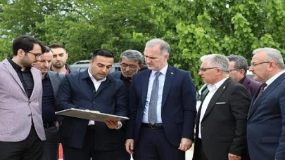 Yeniceköy Mahallesinde Yeni Yollar Açılıyor