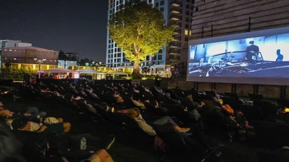 Açıkhava Sinema Keyfi Fişekhane’de