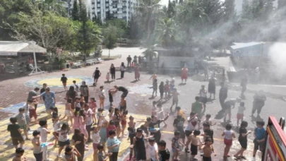 Adana İtfaiyesi’nden serinleten sürpriz