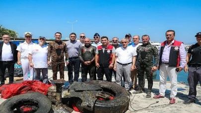 Aliağa’da Deniz Dibi Temizliği Yapıldı