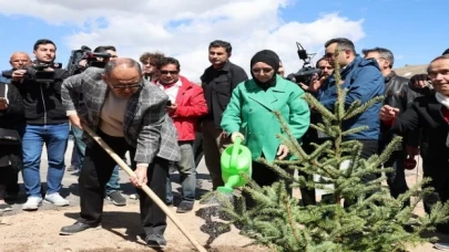 Bakan Özhaseki’den Çölleşme ve Kuraklıkla Mücadele Günü mesajı