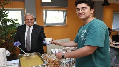 Başkan Şadi Özdemir’den öğrencilere sınav morali