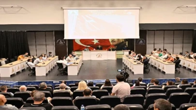 Başkan Uysal: ”Dünya standartlarında hizmet binası kazandıracağız”