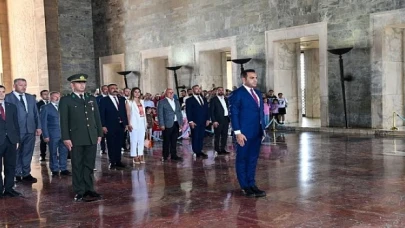 Başkan Yıldız’dan Anıtkabir Ziyareti