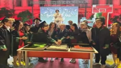 Bursa Erkek Lisesi’nde mezuniyet coşkusu