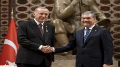 Cumhurbaşkanı Erdoğan, Berdimuhammedov ile görüştü