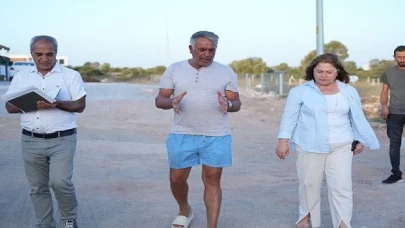 Didim Belediye Başkanı Hatice Gençay, Didim Belediyesi tarafından Efeler Mahallesi’nde sürdürülen yol yapım çalışmalarını yerinde inceledi