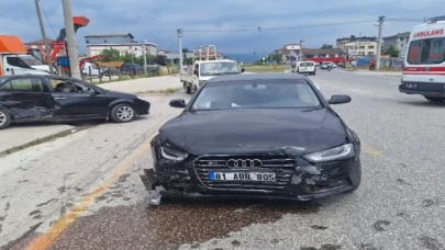 Düzce’de trafik kazası: 3 yaralı!