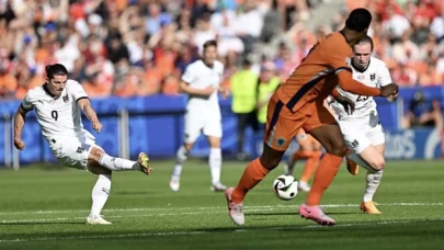 Avusturya grubu lider bitirdi, Hollanda turnuvaya veda etti