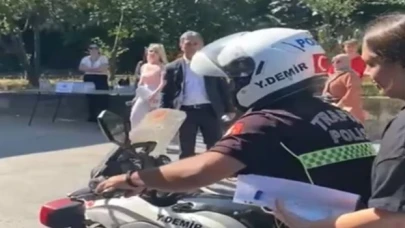 Gemlik İlçe Emniyet Müdürlüğü’nden sınava yetişemeyen öğrenciye destek