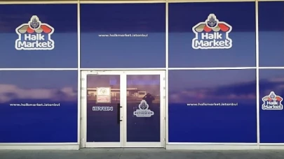 İBB Halk Market, yurdun dört bir yanındaki üretici kooperatiflerinin yöresel ürünlerini uygun fiyata satmaya devam ediyor