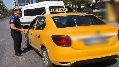 İzmir Büyükşehir Belediyesi zabıta ekiplerinden bayram denetimi