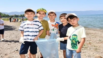 İznik Belediyesi Çevre Haftası Etkinliği Düzenledi