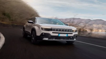 Jeep® “Avenger e-Hybrid” ile Türkiye’deki ürün gamını genişletiyor