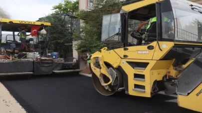 Kayseri Yahyalı’da asfalt çalışması tam gaz