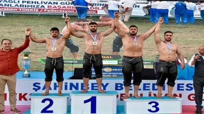 Kemer Belediye pehlivanı Gaziantep’te 3. oldu