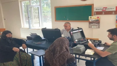 Keşan’da 9439 kişiden 1625 kişi kimliklerini yeniledi