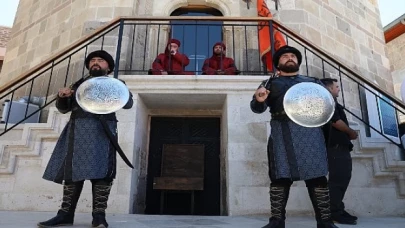 Konya’nın Dârülmülk Oluşunun 927. Yılında Selçuklu Sultanları Anıldı