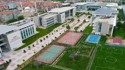 “KTO Karatay Üniversitesi, YÖK’ten Beş Turuncu Bayrak Ödülü Birden Alarak 7. Oldu”