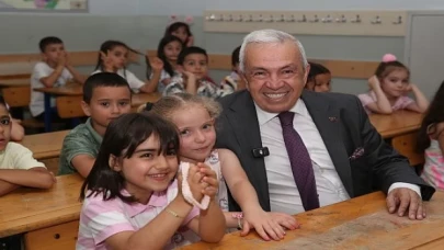 Miniklerin karneleri Başkan Şadi Özdemir’den