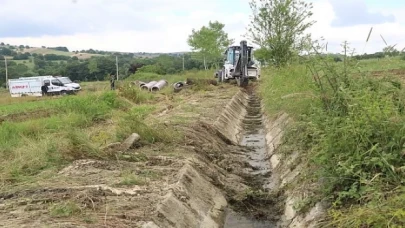 Tarıma can veren sulama kanalları temizleniyor