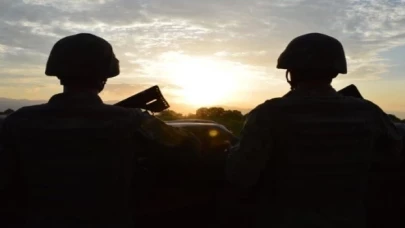 1 terörist Hudut Kartalları’na teslim oldu