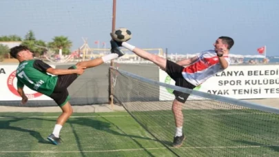 Alanya’da ayak tenisinde 20 takım kıyasıya yarıştı