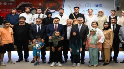 Aşık Veysel anısına Braille türkü kitabı